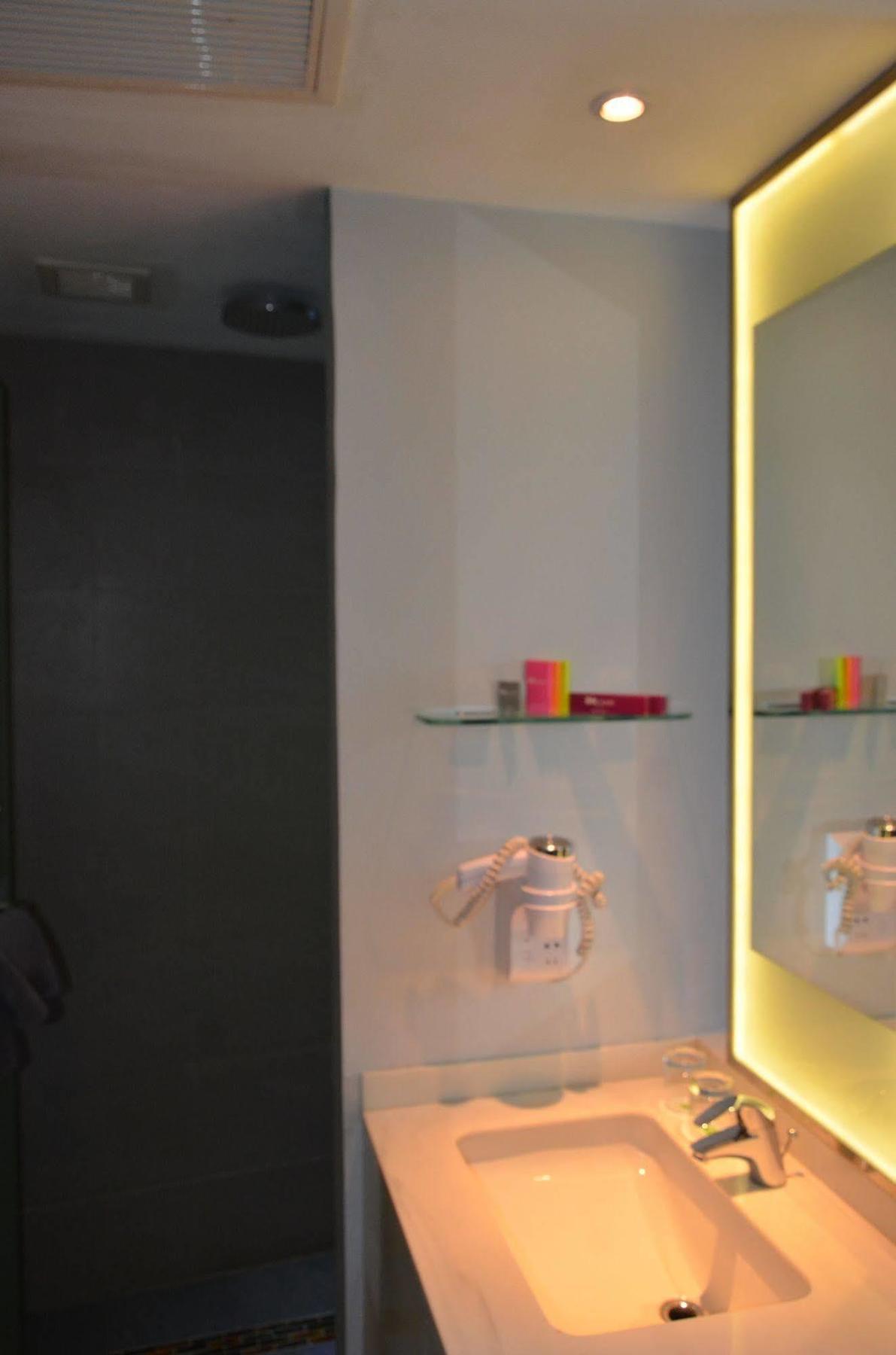 Ibis Styles Jakarta Airport Тангеранг Экстерьер фото