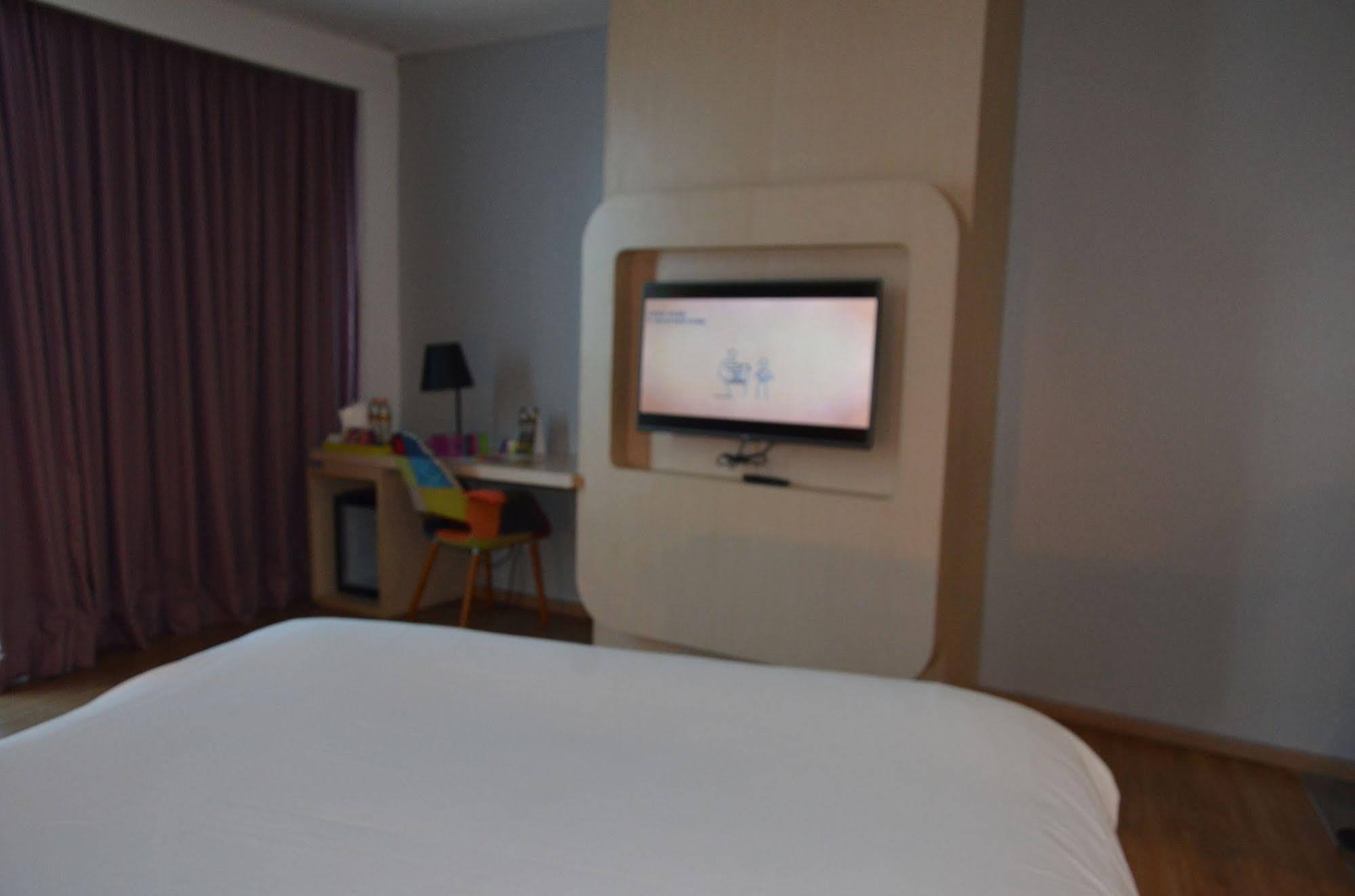 Ibis Styles Jakarta Airport Тангеранг Экстерьер фото